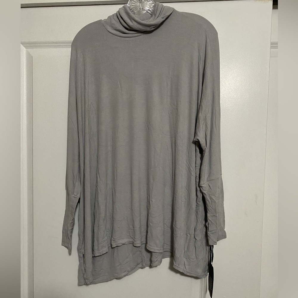 Michael Lauren Nero Long Sleeve Mock Neck Top